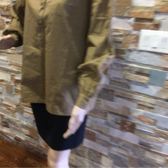 CHLOE Mock Neck Long Sleeve Top - Picture 4 of 10